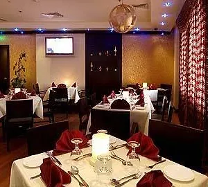 2* Hotel Champs Elysees